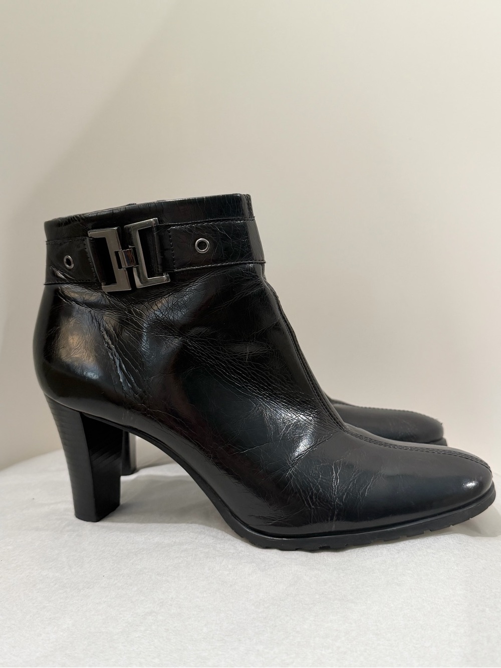 Franco Sarto Black Patent Buckle Heeled Ankle Boots Size 8.5M
